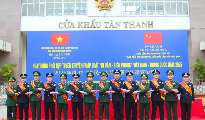 Việt Nam - Trung Quốc: Tuyên truyền pháp luật nâng cao chất lượng kiểm soát biên phòng