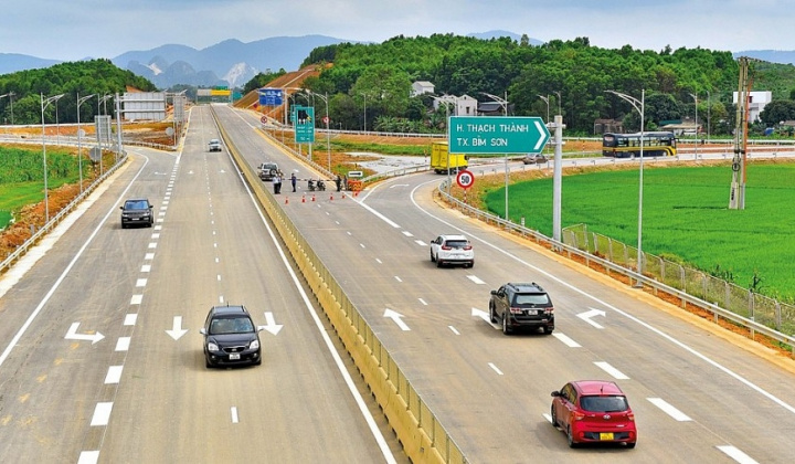 Đẩy mạnh phối hợp tháo gỡ khó khăn, thúc đẩy giải ngân vốn đầu tư công