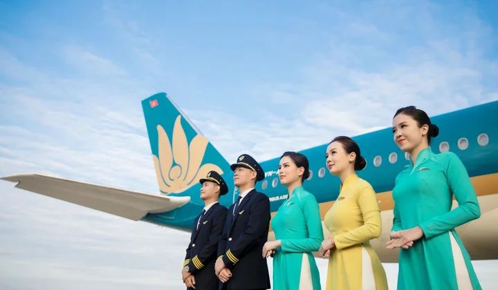 Khởi động cuộc thi Vietnam Airlines Youth Travel Awards