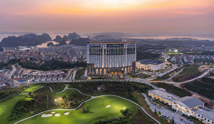 FLC Hotels & Resorts tiếp tục giành cú đúp tại giải thưởng danh giá World Travel Awards 2022