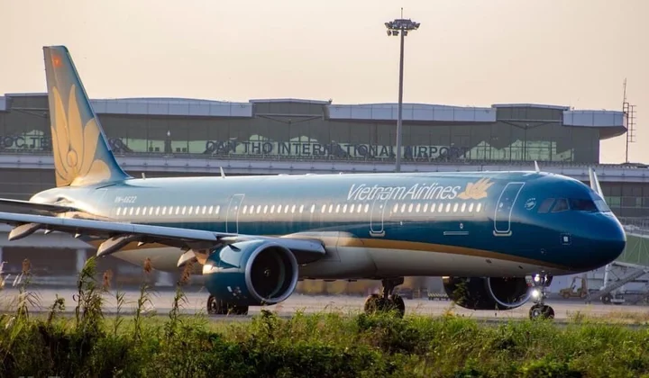 Vietnam Airlines triển khai dịch vụ làm thủ tục trực tuyến tại sân bay Cần Thơ