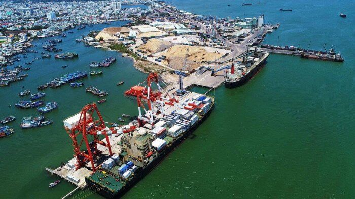 Đề xuất tăng mức đầu tư, lùi thời gian hoàn thành nâng cấp, cải tạo luồng Quy Nhơn