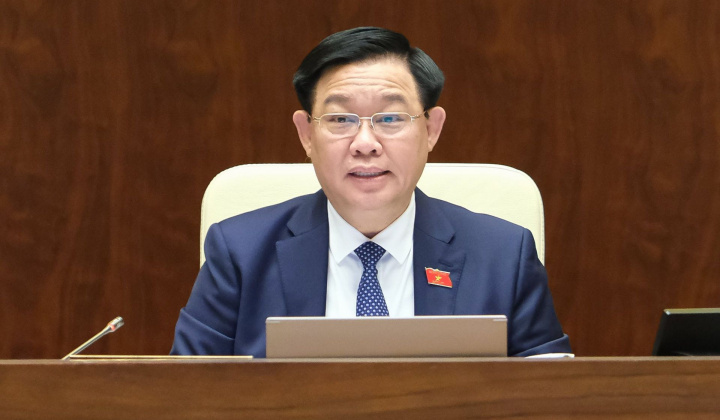 Không đóng cửa tín dụng cho bất động sản