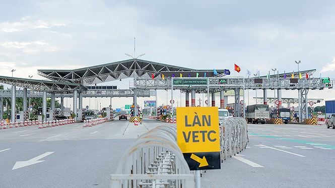 VETC trúng gói thầu gần 700 tỷ cung cấp dịch vụ thu phí ETC