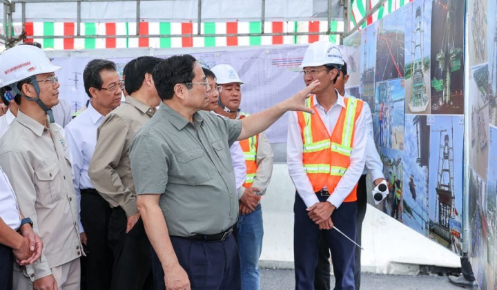 Thủ tướng yêu cầu rút ngắn thời gian thi công cầu Mỹ Thuận 2