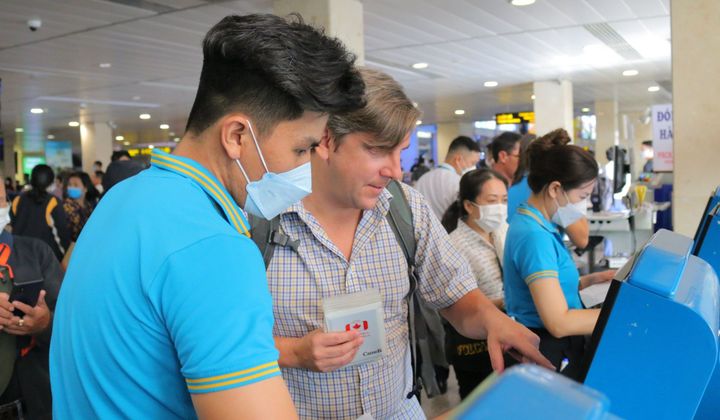 Vietnam Airlines Group phục vụ 2,4 triệu khách dịp Tết Quý Mão 2023