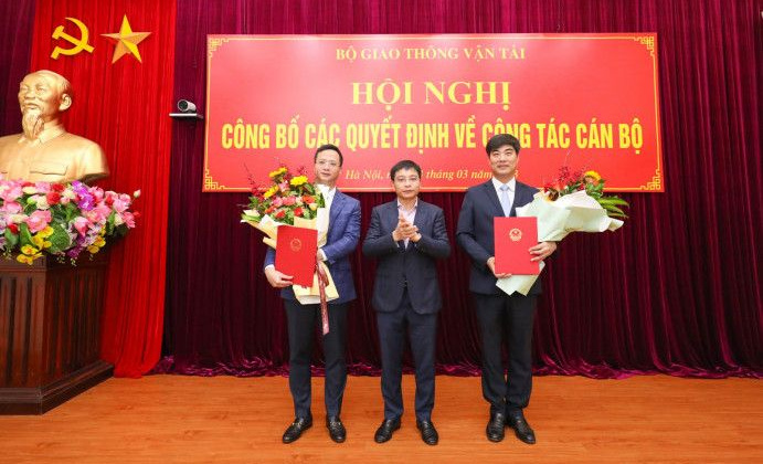 Bộ GTVT có Tân Chánh Văn phòng và Vụ trưởng Vụ Quản lý doanh nghiệp