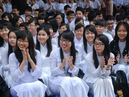 Chương trình phổ thông mới: Giảm số môn học, giảm số giờ học