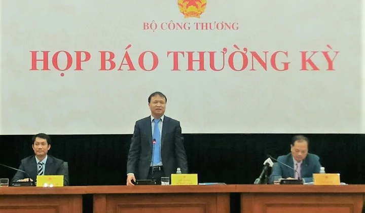 Thứ trưởng Bộ Công Thương: Cần phải 'gia cố' Quỹ bình ổn xăng dầu