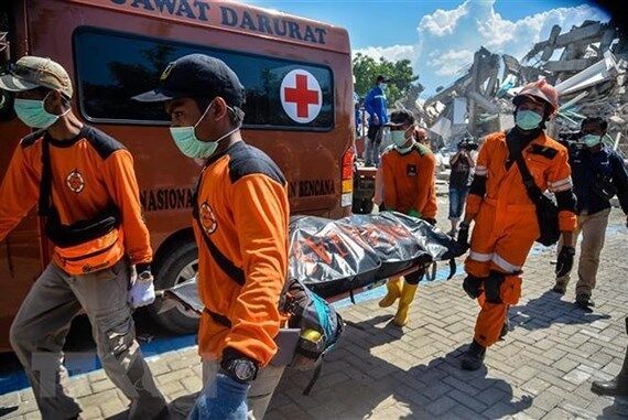 Động đất, sóng thần tại Indonesia: Số người thiệt mạng và mất tích lên tới 1.670 người