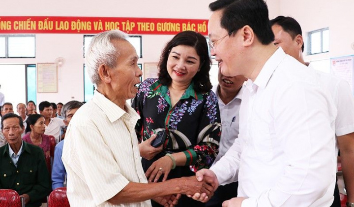 Chủ tịch UBND tỉnh Nghệ An dự ngày hội Đại đoàn kết tại Nam Đàn