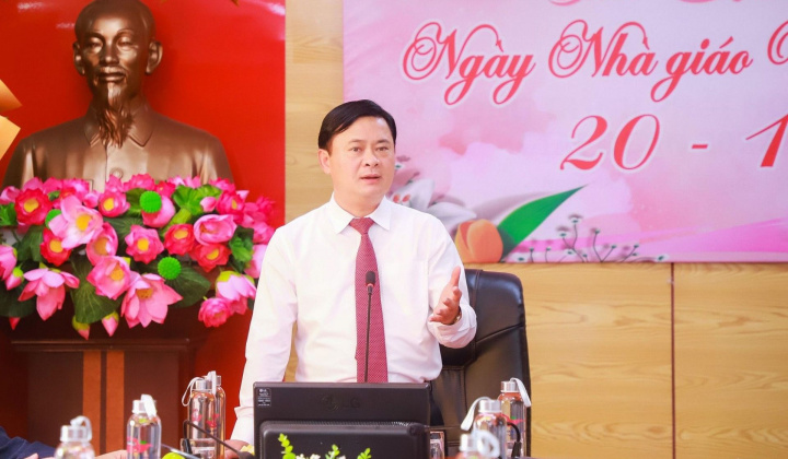 Nghệ An: Bí thư Tỉnh ủy Thái Thanh Quý chúc mừng Ngày Nhà giáo Việt Nam