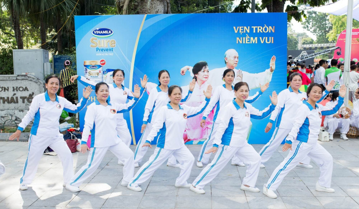 Vinamilk Sure Prevent tiếp tục đồng hành cùng phong trào rèn luyện sức khoẻ người cao tuổi tại thành phố Hà Nội