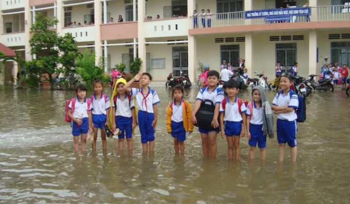 Bộ GD&ĐT gửi công điện khẩn chủ động phòng tránh thiệt hại do mưa lũ