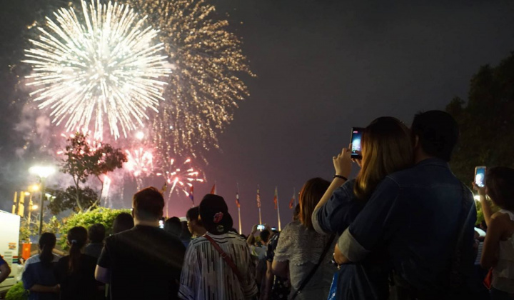 TP. HCM đề xuất bắn pháo hoa 2 điểm dịp Tết Dương lịch 2019