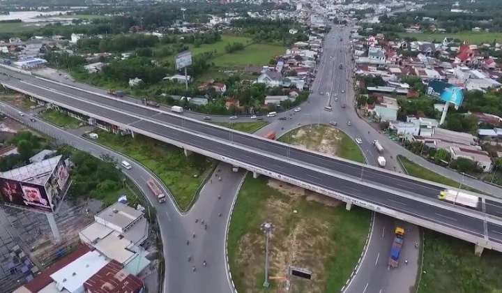 Phấn đấu đúng tiến độ cao tốc Bắc - Nam phía Đông