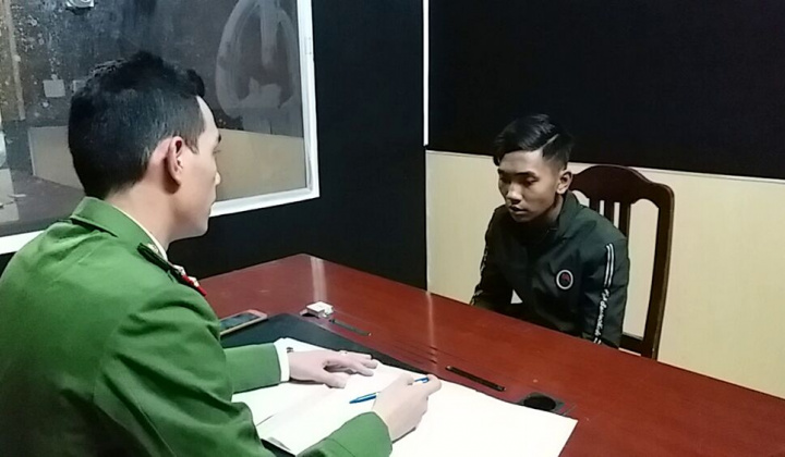 Hải Phòng: Bắt giữ nam thanh niên rải đinh trên cầu vượt biển