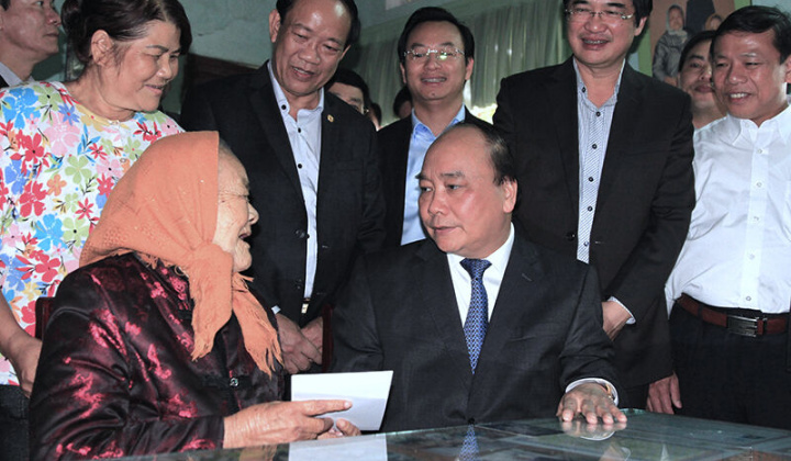 Dành hơn 362 tỷ đồng tặng quà Tết cho người có công