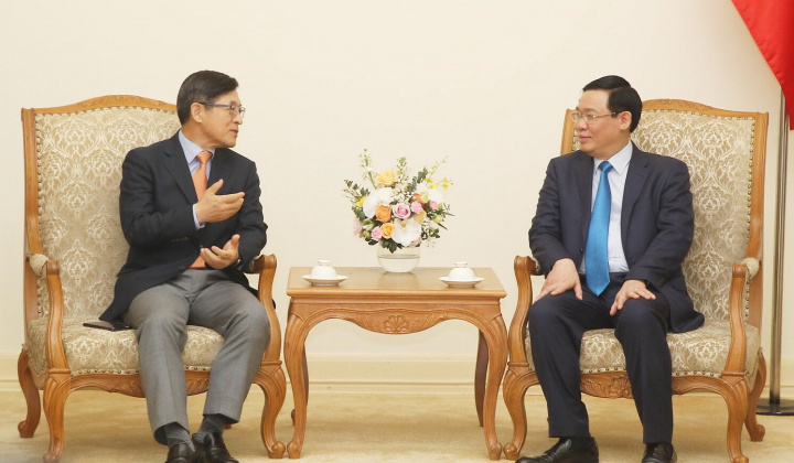 Phó thủ tướng: Tạo thuận lợi cho Samsung xây dựng Việt Nam thành cứ điểm toàn cầu