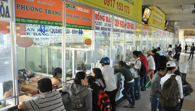 Giá vé xe Tết từ TP.HCM tăng trên 300%