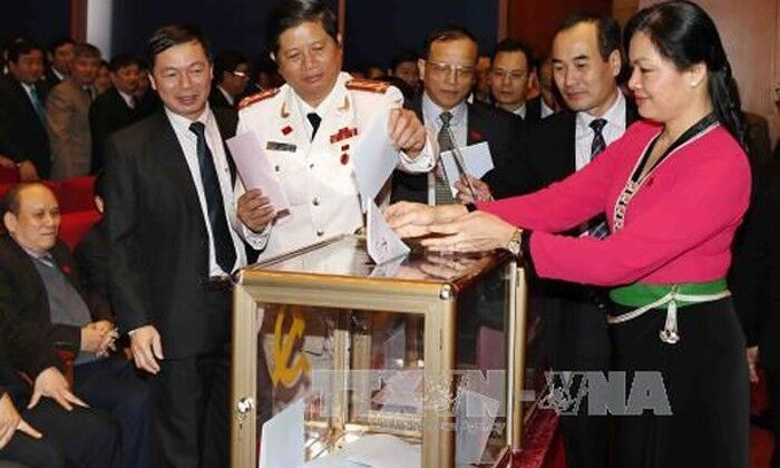 Kiên quyết không đưa vào quy hoạch những kẻ cơ hội chính trị