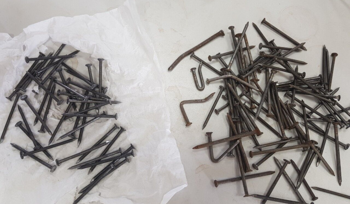 Đinh tặc liên tiếp 'tấn công' cầu vượt biển dài nhất Việt Nam