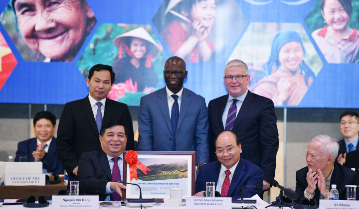 Thủ tướng dự Diễn đàn cải cách và phát triển Việt Nam