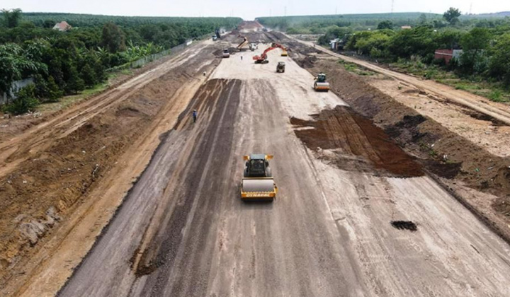 Những địa phương nào còn chậm bàn giao mặt bằng cao tốc Bắc - Nam