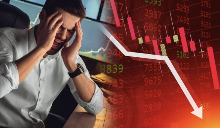Nhà đầu tư thiệt hại kép khi bán tháo chứng chỉ quỹ trái phiếu