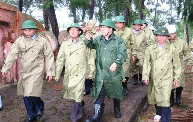 Phó Thủ tướng Trịnh Đình Dũng chỉ đạo ứng phó, khắc phục hậu quả bão tại Khánh Hòa, Phú Yên, Bình Định