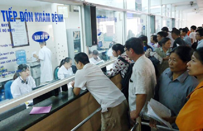 Quyền lợi của chủ thẻ BHYT ít người biết