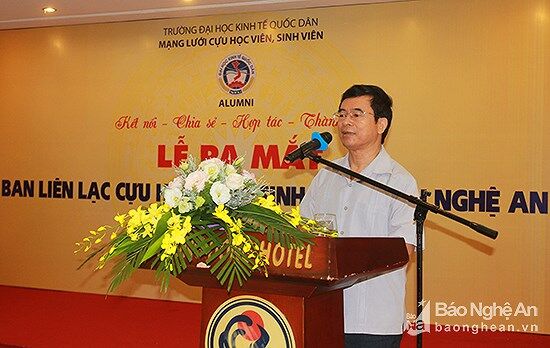 Ra mắt Ban Liên lạc cựu học sinh, sinh viên Trường Đại học Kinh tế Quốc dân tỉnh Nghệ An