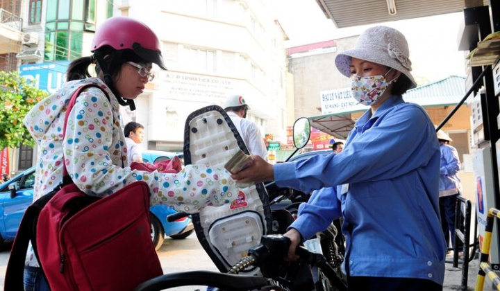 Tăng thuế bảo vệ môi trường với xăng dầu: Hiệu ứng tiêu cực lên giá cước vận tải