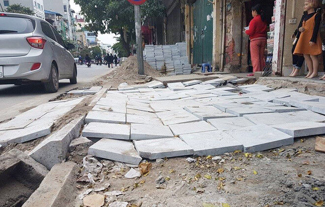 Vụ lát đá vỉa hè: Giám đốc dự án vẫn được thăng chức
