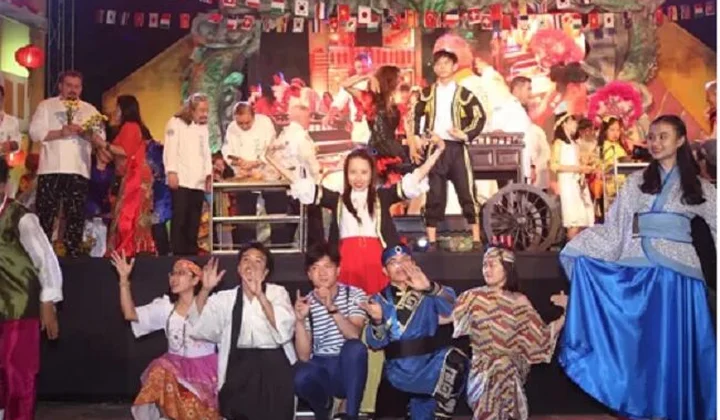 Ẩm thực thế giới thu nhỏ tại phố cổ Hội An