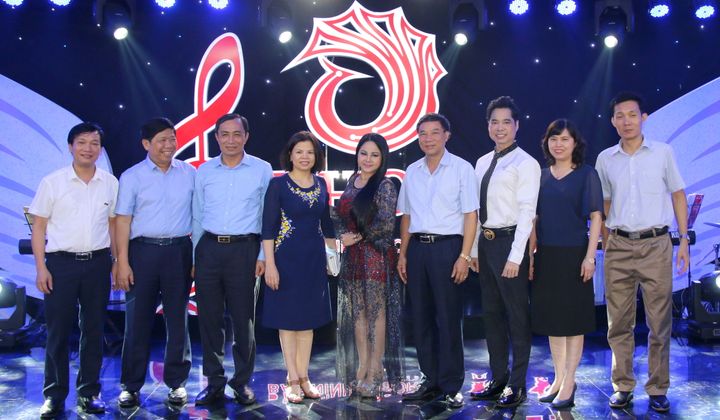 ‘Phoenix cuối tuần’ - Không gian âm nhạc Bolero trên đất quan họ