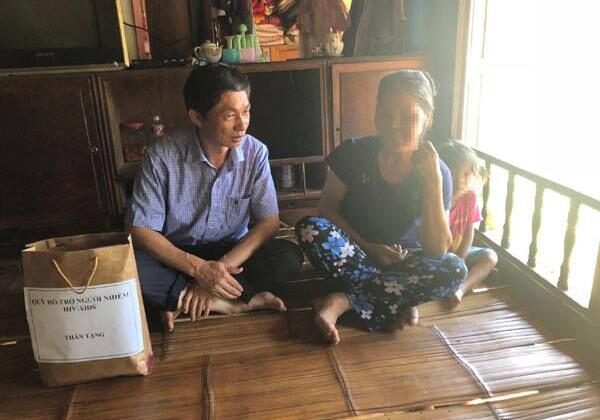 Luật sư nói gì về vụ 42 người dương tính HIV do nghi dùng chung kim tiêm?