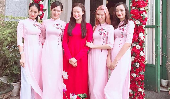 Dàn mỹ nữ xinh đẹp trong lễ ăn hỏi Á quân Next Top model Tuyết Lan