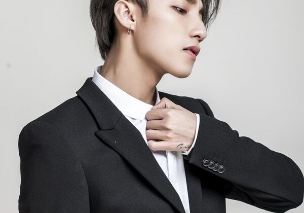 Sơn Tùng cover ‘Mưa trên phố Huế’, khiến fan ‘chao đảo’