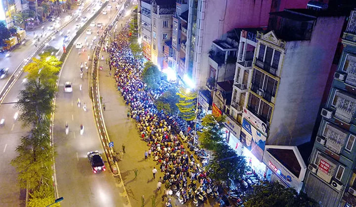 Hàng nghìn người đổ về chùa Phúc Khánh dự lễ Vu Lan 2018