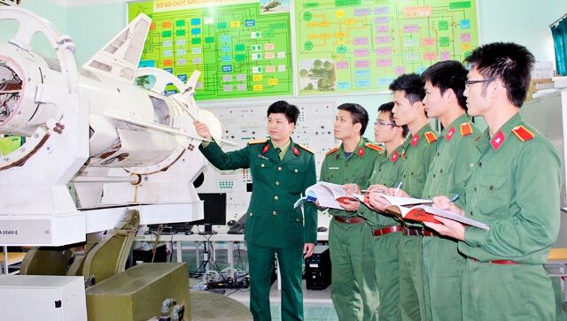 Nâng cao chất lượng giáo dục, đào tạo, đáp ứng yêu cầu xây dựng quân đội cách mạng, chính quy, tinh nhuệ, từng bước hiện đại