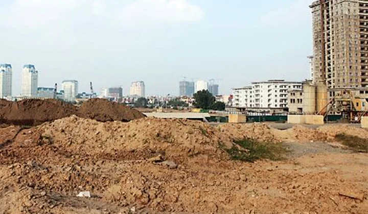 Chuyển nhượng đất cho thuê trả tiền hàng năm có được không?
