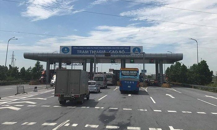 Sửa luật Giao thông Đường bộ: Đừng để dân kêu ‘phí chồng phí’