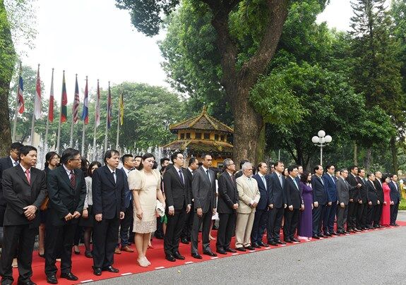 Lễ thượng cờ ASEAN tại Hà Nội