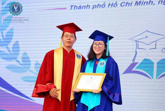 Chân dung nữ thủ khoa xuất sắc nhất trong 35 năm qua của ĐH Luật TP.HCM