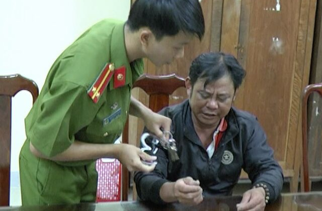 Nữ quản lý siêu thị điện máy bị bảo vệ đâm tử vong