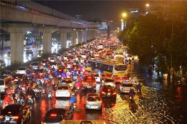 Siêu bão MANGKHUT còn cách Hà Nội khoảng 2800km, Bắc Bộ chuẩn bị đón mưa lớn 