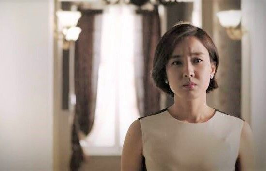 Nữ diễn viên phim 'Nàng Dae Jang Geum' bất ngờ ly hôn
