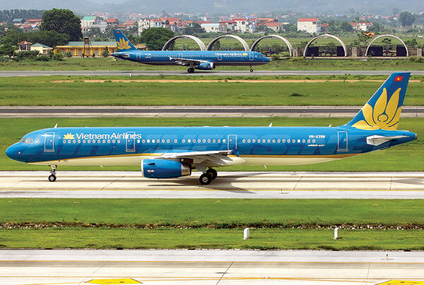 Nội Bài, Tân Sơn Nhất có nguy cơ đóng cửa đường băng