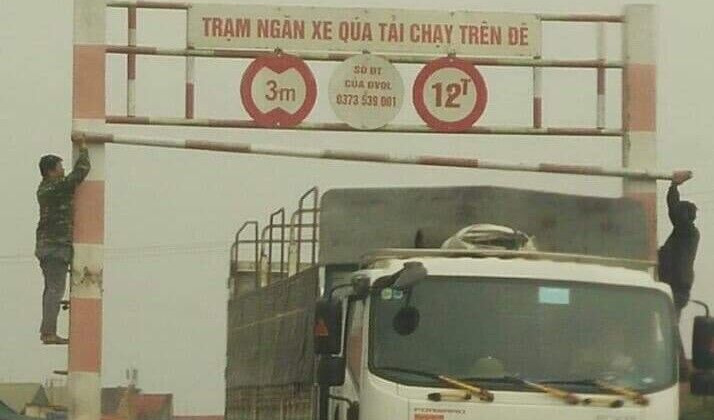 Thanh Hóa: Bao giờ mới xử lý dứt điểm nạn xe quá tải trên địa bàn huyện Thọ Xuân?